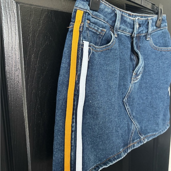‼️Price Drop‼️End of Summer Sale‼️ Pacsun Women's Blue Denim Mini Skirt Size 25 - Picture 2 of 4